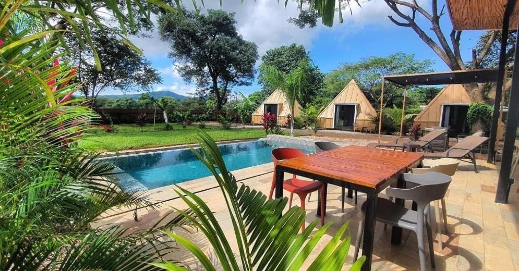 Pyramid Tamarindo Luxury Hotel エクステリア 写真