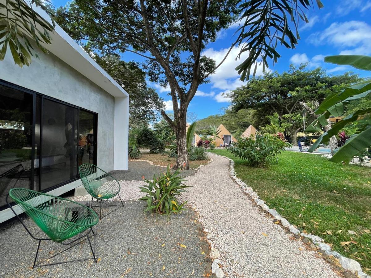 Pyramid Tamarindo Luxury Hotel エクステリア 写真