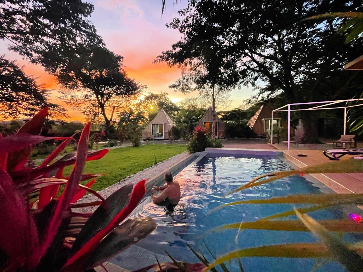 Pyramid Tamarindo Luxury Hotel エクステリア 写真