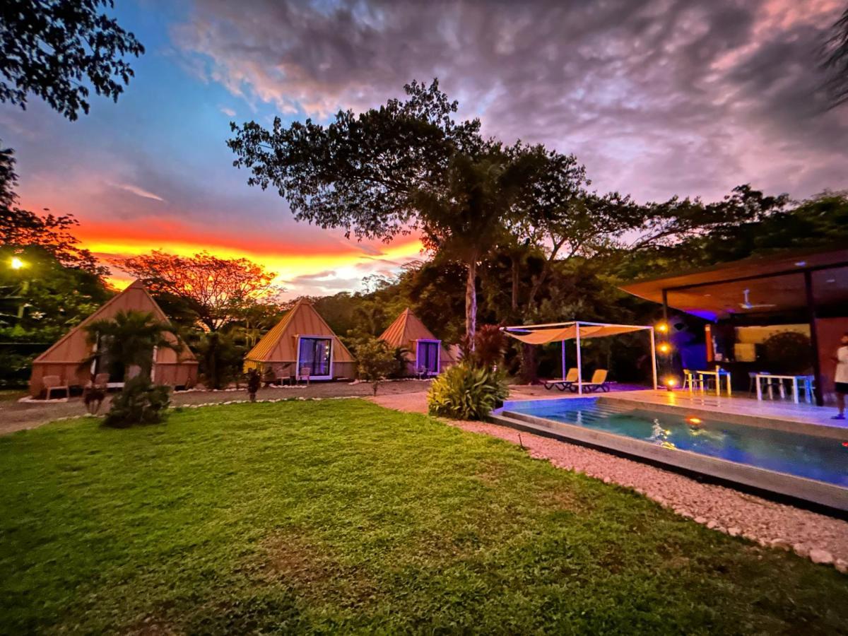 Pyramid Tamarindo Luxury Hotel エクステリア 写真