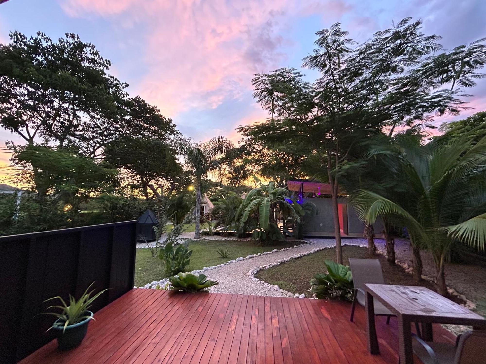 Pyramid Tamarindo Luxury Hotel エクステリア 写真